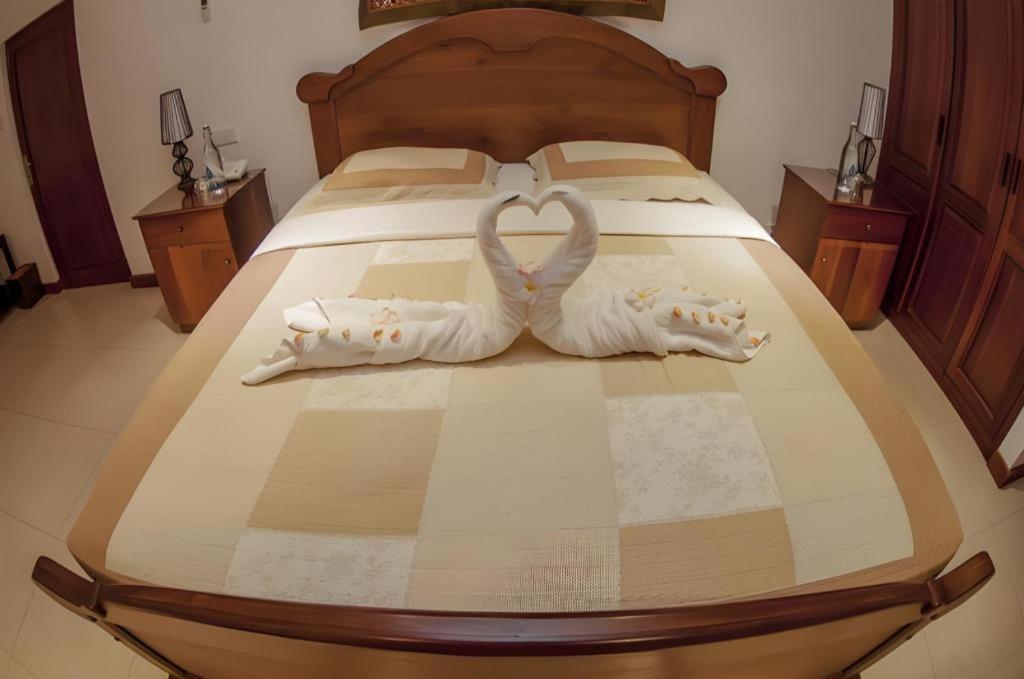 Hotel Villa Viana Marawila Extérieur photo