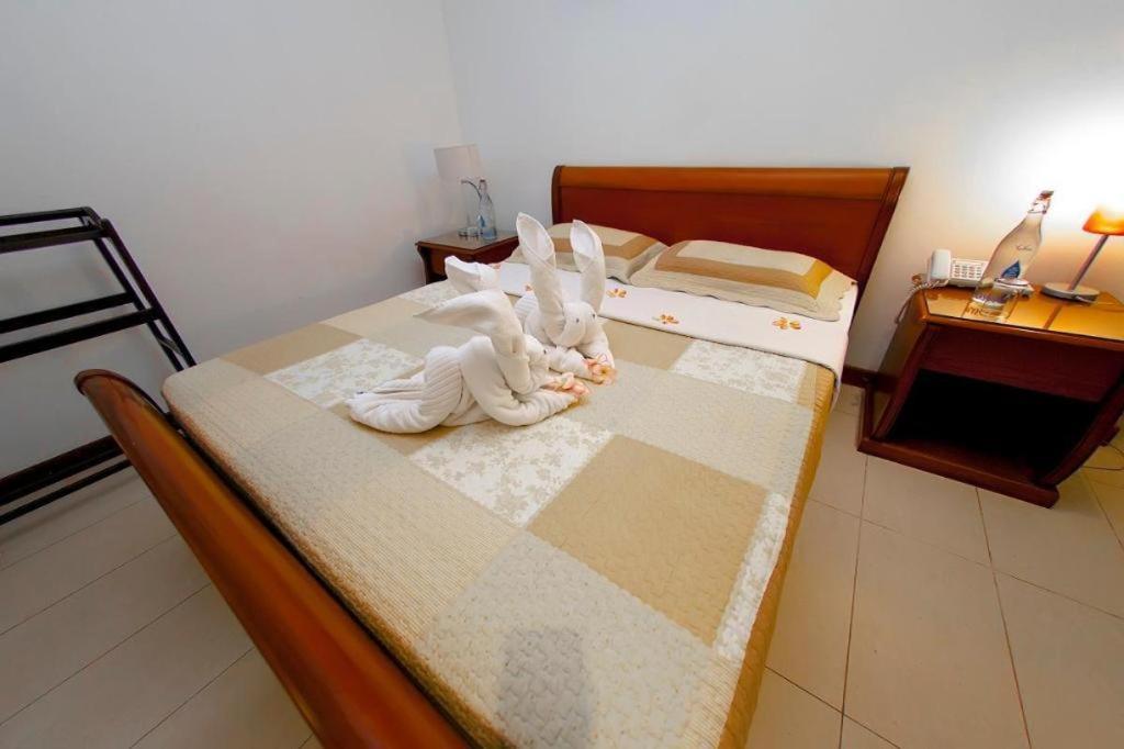 Hotel Villa Viana Marawila Extérieur photo